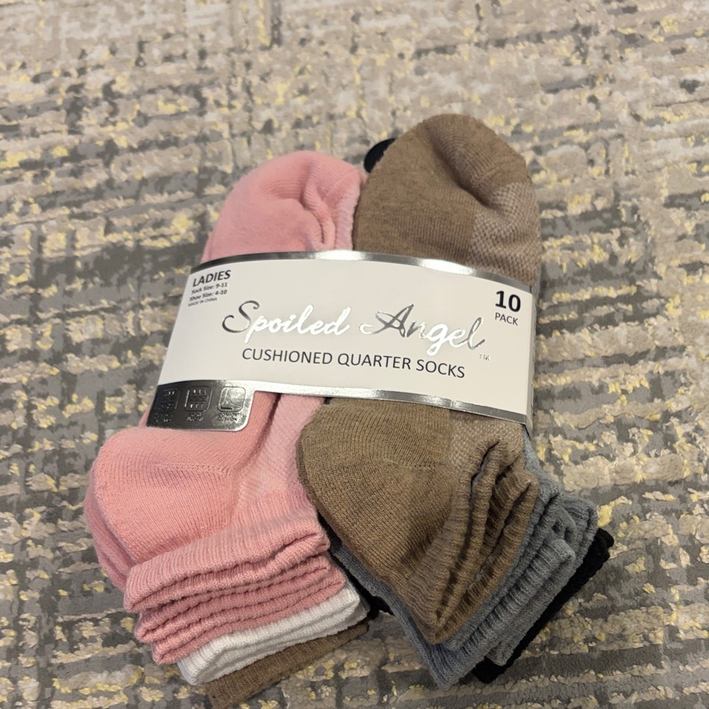 Spoiled Angel Cushioned Quarter Socks